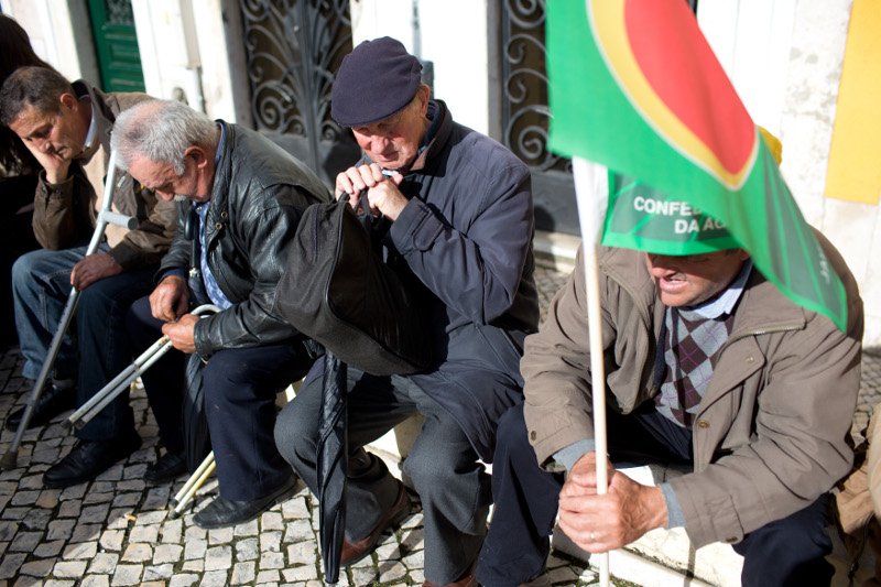 Μαύρα σύννεφα πάνω από την πορτογαλική οικονομία -Οι επενδύσεις δεν ήρθαν ποτέ | iefimerida.gr 0