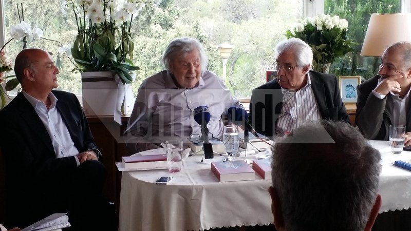 Το iefimerida.gr στο σπίτι του Μίκη Θεοδωράκη [εικόνες] | iefimerida.gr 0