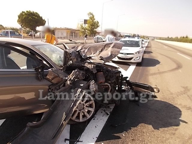 Το παρόμοιο τροχαίο με αυτό της Porsche που είχε γίνει πριν δύο χρόνια -Τότε από τύχη δεν είχε νεκρούς [εικόνες] | iefimerida.gr 5