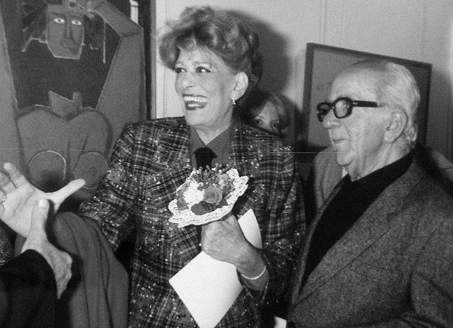 Εκθεση-αφιέρωμα στον Νίκο Νικολάου: Τον καλλιτέχνη των τοιχογραφιών και των θεατρικών σκηνικών | iefimerida.gr 3