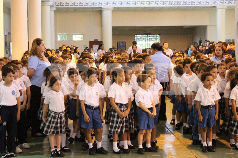 Το iefimerida μπήκε στο μεγαλύτερο ελληνικό σχολείο στη Λατινική Αμερική -Βρίσκεται στον Παναμά και είναι ιδιωτικό [εικόνες & βίντεο] | iefimerida.gr 4