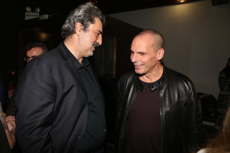 Πολάκης-Βαρουφάκης είδαν μαζί θέατρο  [εικόνες] | iefimerida.gr 0