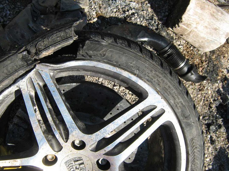 Νέα στοιχεία για το τροχαίο με την Porsche -Υπάρχει και δεύτερο βίντεο [εικόνες] | iefimerida.gr 4