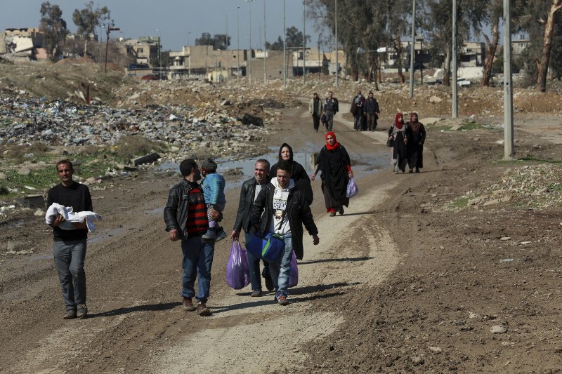 Ο ιρακινός στρατός προελαύνει στη δυτική Μοσούλη, ενώ επιταχύνεται η φυγή των αμάχων [εικόνες]  | iefimerida.gr 2