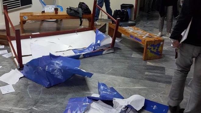 Πάτρα: Κουκουλοφόροι χτύπησαν φοιτητή της ΔΑΠ στο κεφάλι με σιδερολοστό [εικόνες] | iefimerida.gr 0