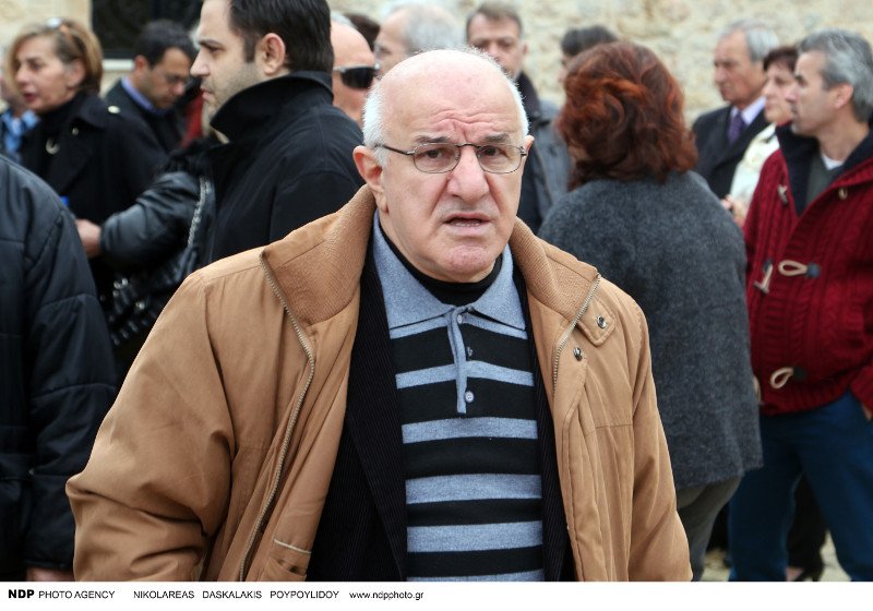 Φίλοι ηθοποιοί, ο γιος και η εγγονή της αποχαιρέτησαν την Ευαγγελία Σαμιωτάκη [εικόνες] | iefimerida.gr 7