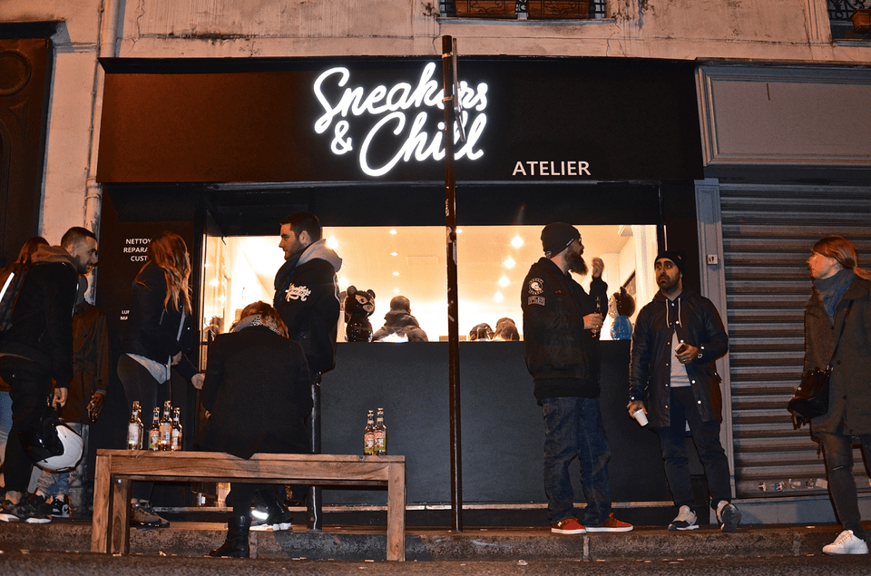 Νέο επάγγελμα: Καθαριστήρια για sneakers [εικόνες] | iefimerida.gr 2