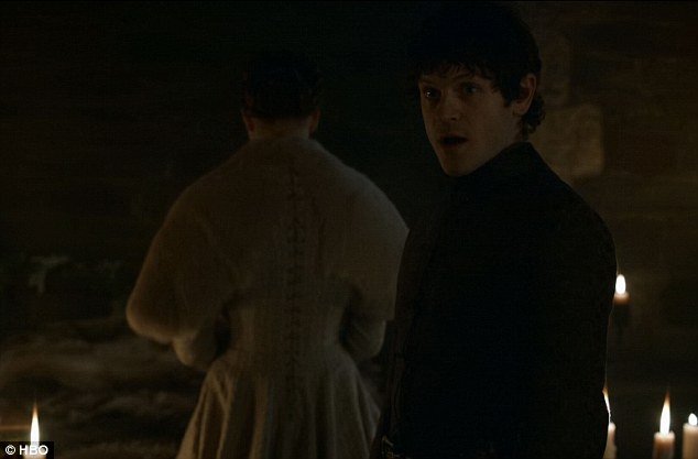 Game of Thrones: H ηθοποιός Σόφι Τέρνερ απαντά σε όσους σοκαρίστηκαν από τον βιασμό της Σάνσα Σταρκ | iefimerida.gr 1
