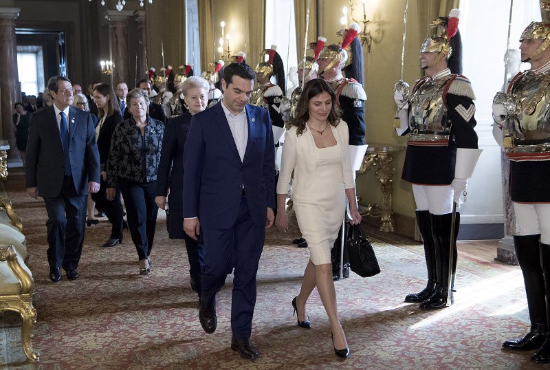 Εκλεψε τις εντυπώσεις η Μπέτυ Μπαζιάνα στο επίσημο γεύμα στη Ρώμη [εικόνες] | iefimerida.gr 2