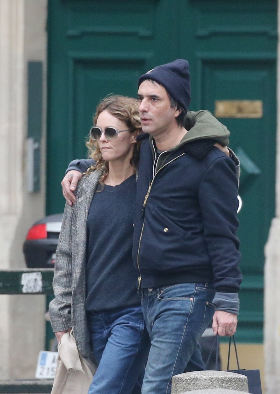 Η Βανέσα Παραντί γνώρισε τον μεγάλο έρωτα -Εκλεισε η σελίδα Τζόνι Ντεπ [εικόνες] | iefimerida.gr 6