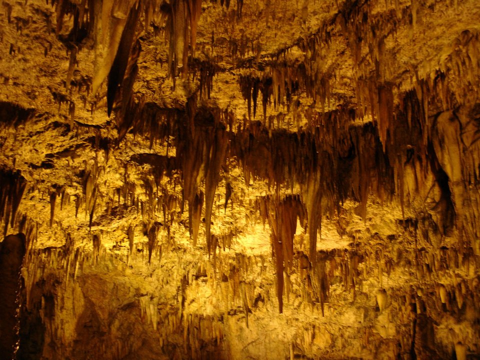 Σε αυτό το σπήλαιο στην Κεφαλονιά γίνονται συναυλίες 60 μέτρα κάτω από τη γη [εικόνες & βίντεο] | iefimerida.gr 3