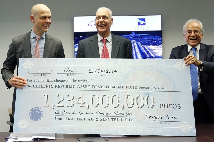 Στην Fraport Greece από σήμερα τα 14 περιφερειακά αεροδρόμια -Ολοκληρώθηκε η παράδοση | iefimerida.gr 1