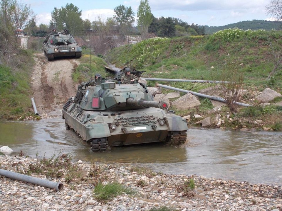 «Απόβαση» στον Εβρο -Ασκηση με άρματα μάχης και Στρατό Ξηράς [εντυπωσιακές εικόνες] | iefimerida.gr 1