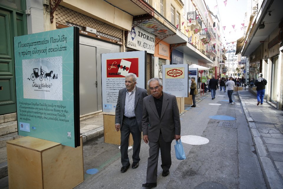 Ο νέος πεζόδρομος στο κέντρο της Αθήνας γεμάτος... χρώματα [εικόνες] | iefimerida.gr 15