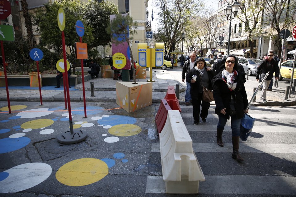 Ο νέος πεζόδρομος στο κέντρο της Αθήνας γεμάτος... χρώματα [εικόνες] | iefimerida.gr 5