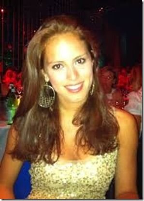 Δεύτερη φορά γαμπρός ο Καρεμπέ -Παντρεύτηκε στον Πειραιά, 25χρονη καλλονή [εικόνες] | iefimerida.gr 1