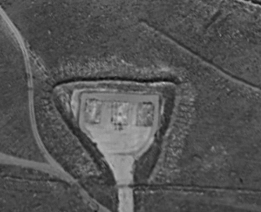 Η βάση του Ασαντ πριν και μετά το σφυροκόπημα από τους αμερικανικούς πυραύλους Τόμαχοκ [εικόνες] | iefimerida.gr 6