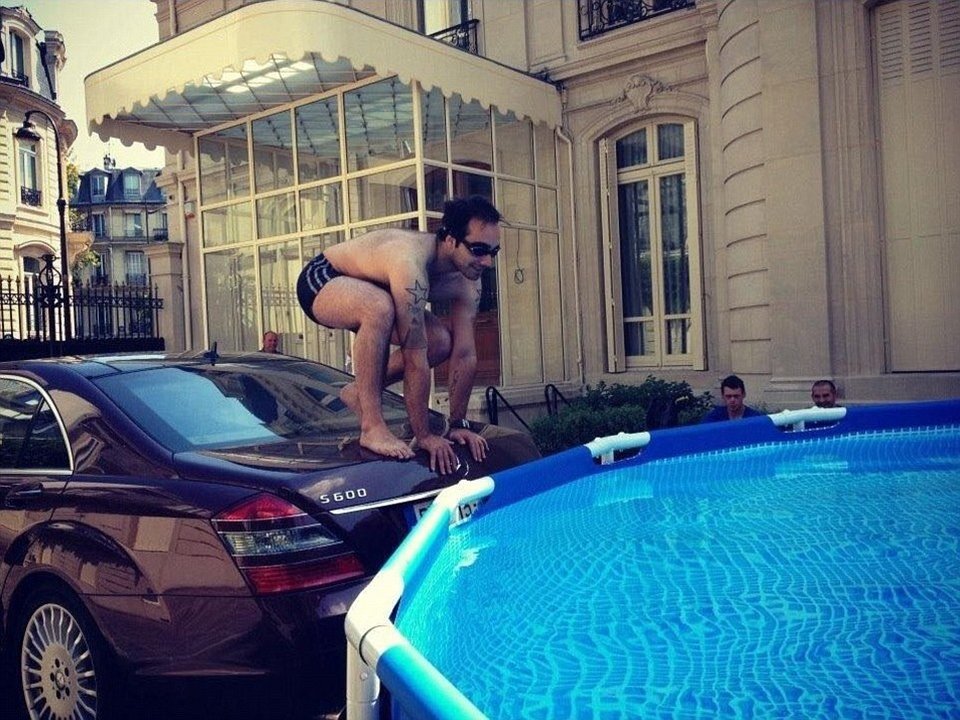 Η απίστευτη περιουσία της οικογένειας Ασαντ στην Ευρώπη -Εχουν δισ., ενώ η Συρία καίγεται [εικόνες] | iefimerida.gr 4