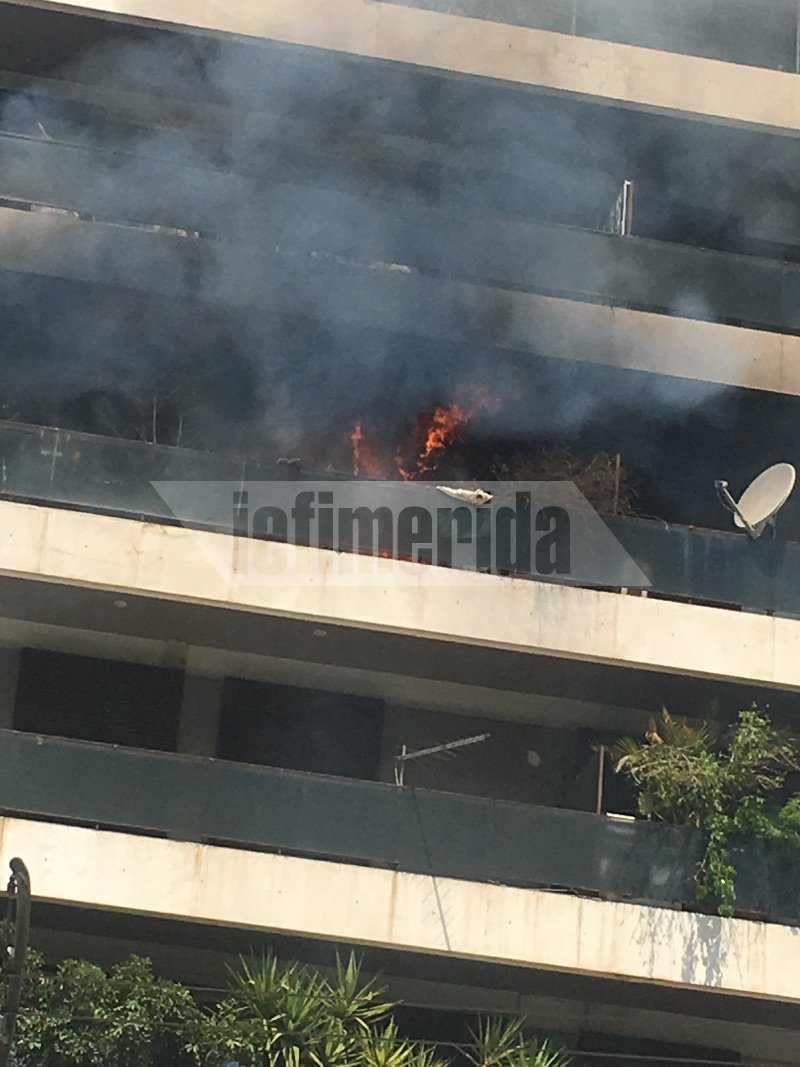 Τραγωδία στη λεωφόρο Αλεξάνδρας -Μία νεκρή από φωτιά σε διαμέρισμα [εικόνες & βίντεο] | iefimerida.gr 1