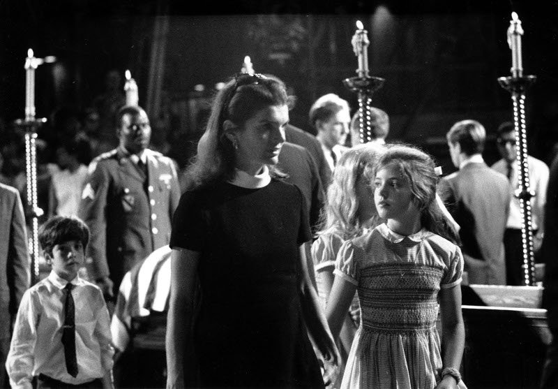 Η εμμονή της Τζάκι Κένεντι-Ωνάση με τα κιλά της- Η δίαιτα των 600 θερμίδων που έκανε πάντα [εικόνες] | iefimerida.gr 3