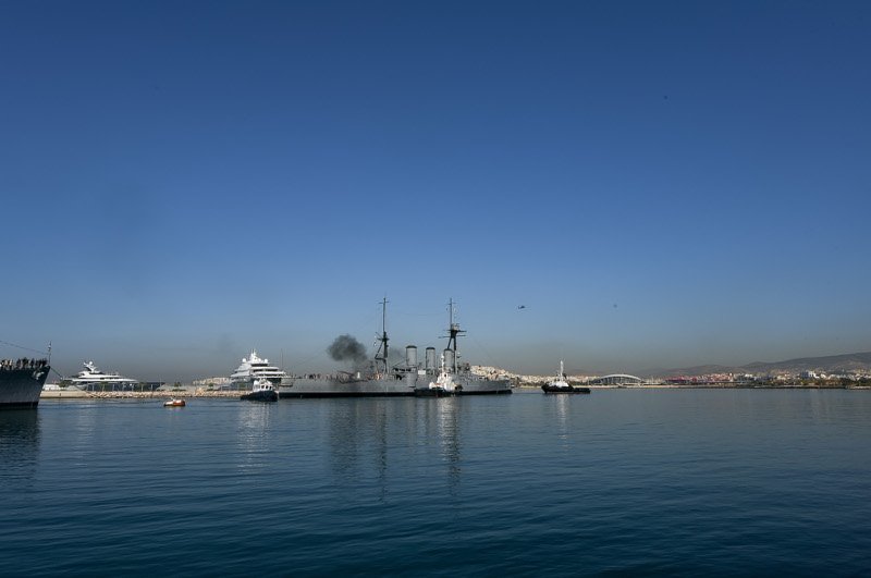 Απέπλευσε μετά από 14 χρόνια το θωρηκτό «Αβέρωφ» -Πάει για επισκευές και συντήρηση [εικόνες &amp; βίντεο] | iefimerida.gr 6