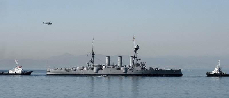 Απέπλευσε μετά από 14 χρόνια το θωρηκτό «Αβέρωφ» -Πάει για επισκευές και συντήρηση [εικόνες &amp; βίντεο] | iefimerida.gr 1