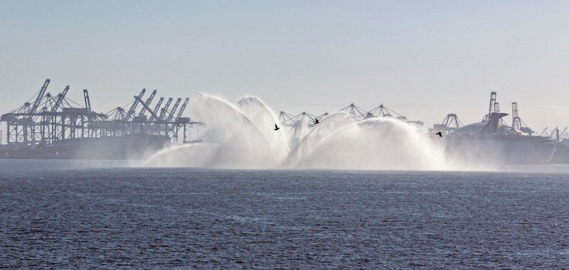 Αμφιλεγόμενες συμμαχίες κατά της ναυτιλιακής κρίσης- Απώλειες 3 δισ. δολ. σε ένα χρόνο | iefimerida.gr 0