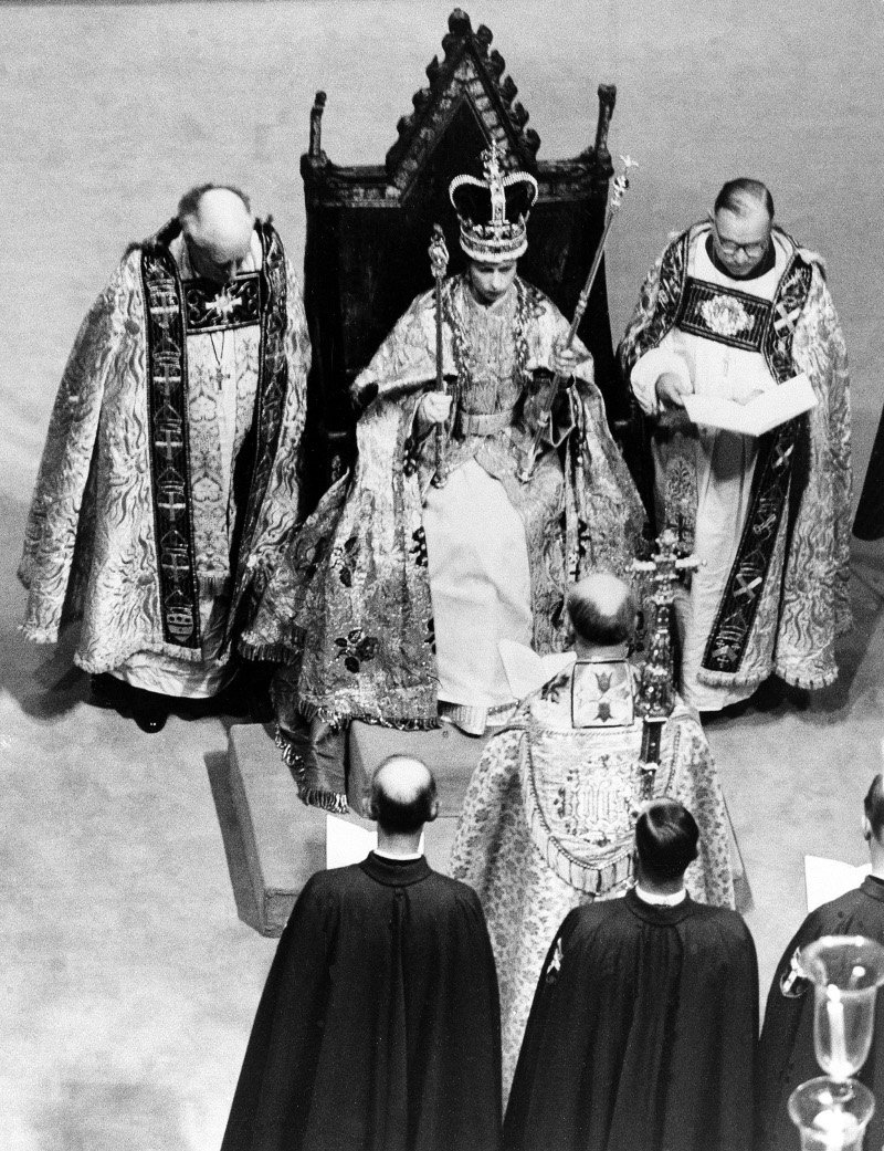 Η ζωή της 91χρονης βασίλισσας Ελισάβετ της Μ.Βρετανίας μέσα από 50 σπάνιες φωτογραφίες [εικόνες] | iefimerida.gr 21