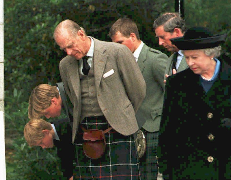 Η ζωή της 91χρονης βασίλισσας Ελισάβετ της Μ.Βρετανίας μέσα από 50 σπάνιες φωτογραφίες [εικόνες] | iefimerida.gr 39