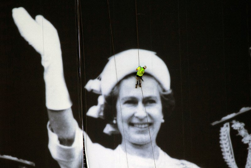 Η ζωή της 91χρονης βασίλισσας Ελισάβετ της Μ.Βρετανίας μέσα από 50 σπάνιες φωτογραφίες [εικόνες] | iefimerida.gr 44