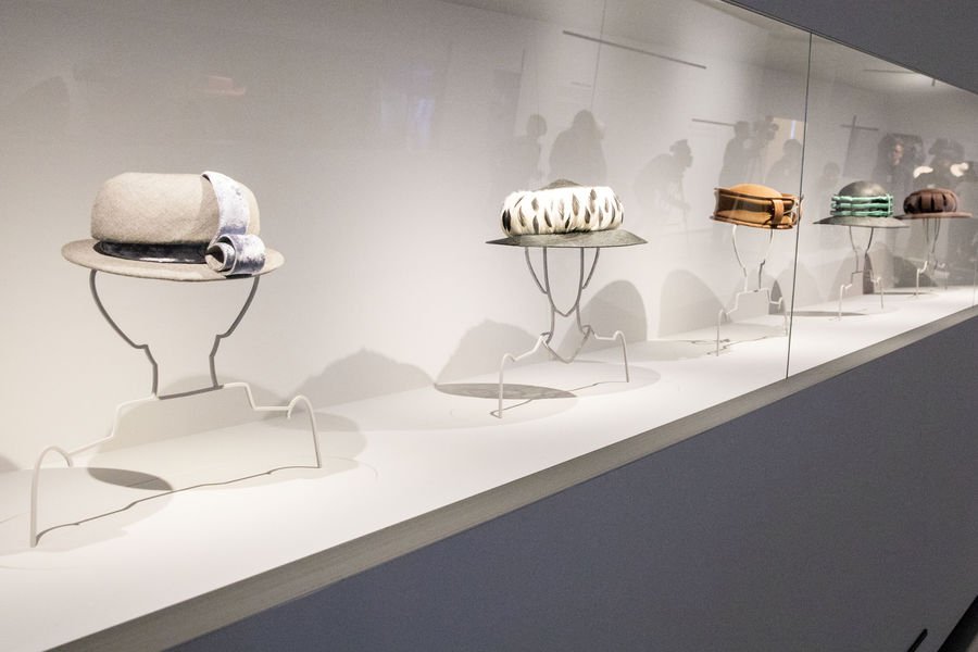 Βεατρίκη της Ολλανδίας -Η βασίλισσα με τα εκατοντάδες καπέλα [εικόνες] | iefimerida.gr 5