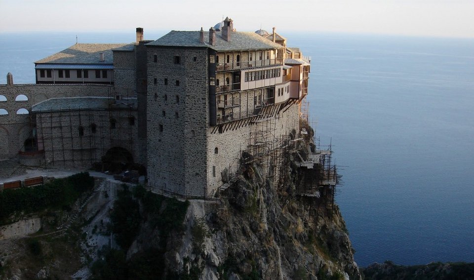 Γιατρός του Αγίου Ορους αποκαλύπτει τα μυστικά υγείας των μοναχών [εικόνες] | iefimerida.gr 3