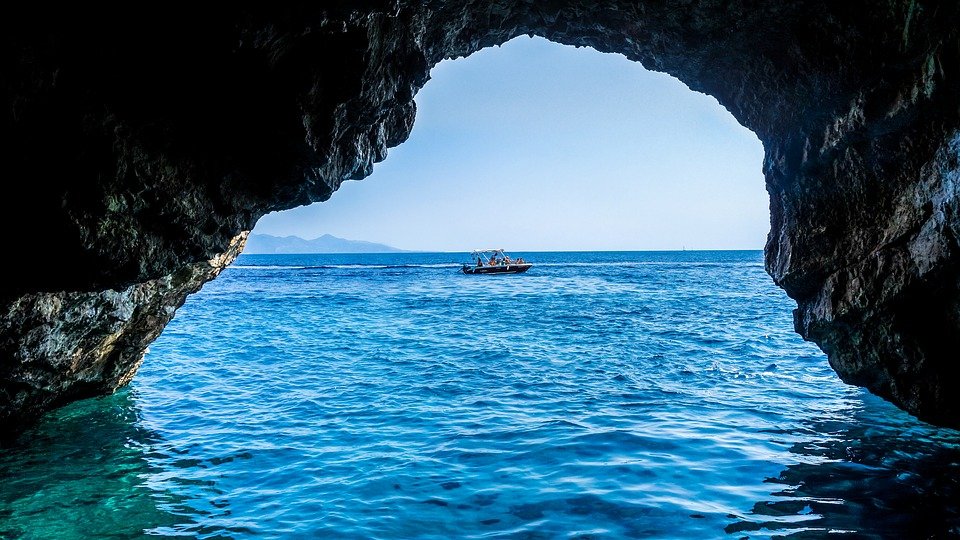 Διεθνή ΜΜΕ «οργώνουν» την τουριστική Ελλάδα -Κάνουν γυρίσματα για αφιερώματα | iefimerida.gr 1