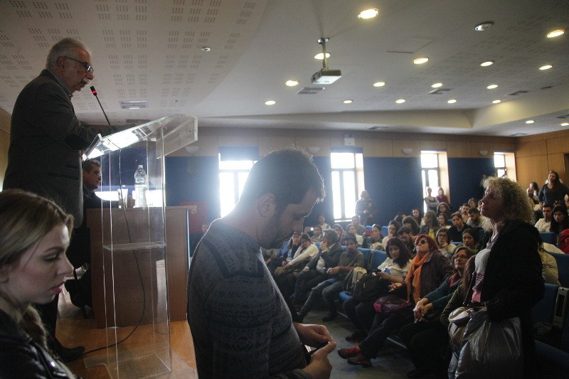 Αναπληρωτές καθηγητές έστησαν σκηνές και ξενύχτησαν έξω από το υπουργείο Παιδείας [εικόνες] | iefimerida.gr 5