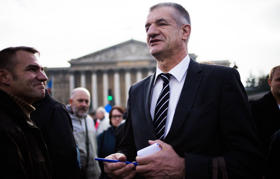 Ενας βοσκός υποψήφιος πρόεδρος της Γαλλίας -Μια ασυνήθιστη περίπτωση [εικόνες] | iefimerida.gr 2