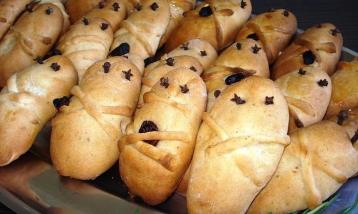 Σάββατο του Λαζάρου -Το έθιμο θέλει Λαζαράκια, κάλαντα και βάγια [εικόνες]  | iefimerida.gr 0