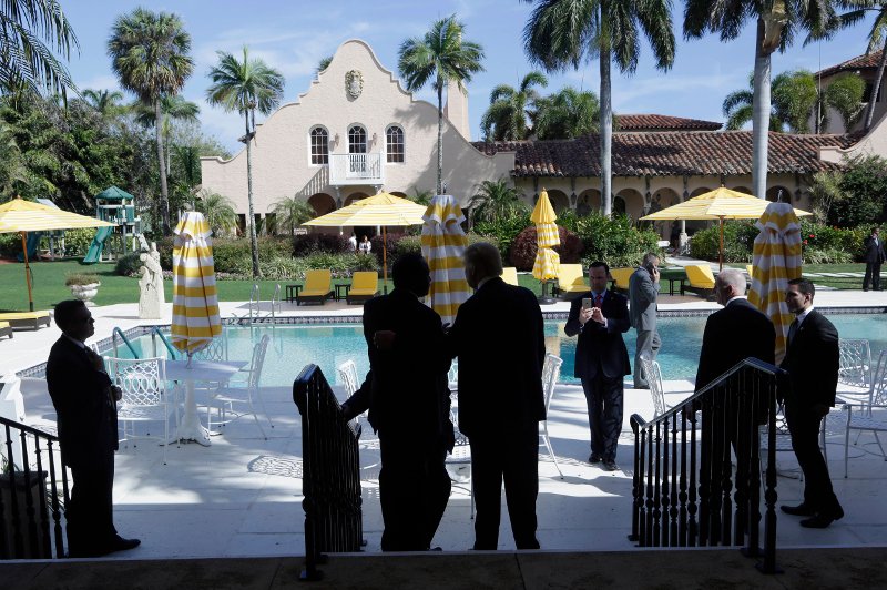 Μαρ-α-Λάγκο: Η ιστορία της πολυτελούς έπαυλης του Τραμπ με τα ολόχρυσα δωμάτια [εικόνες] | iefimerida.gr 0