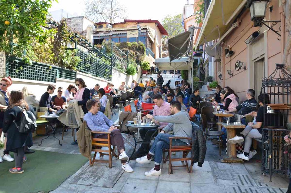 20 χρόνια «Καφέ Μελίνα» στην Πλάκα [εικόνες] | iefimerida.gr 3