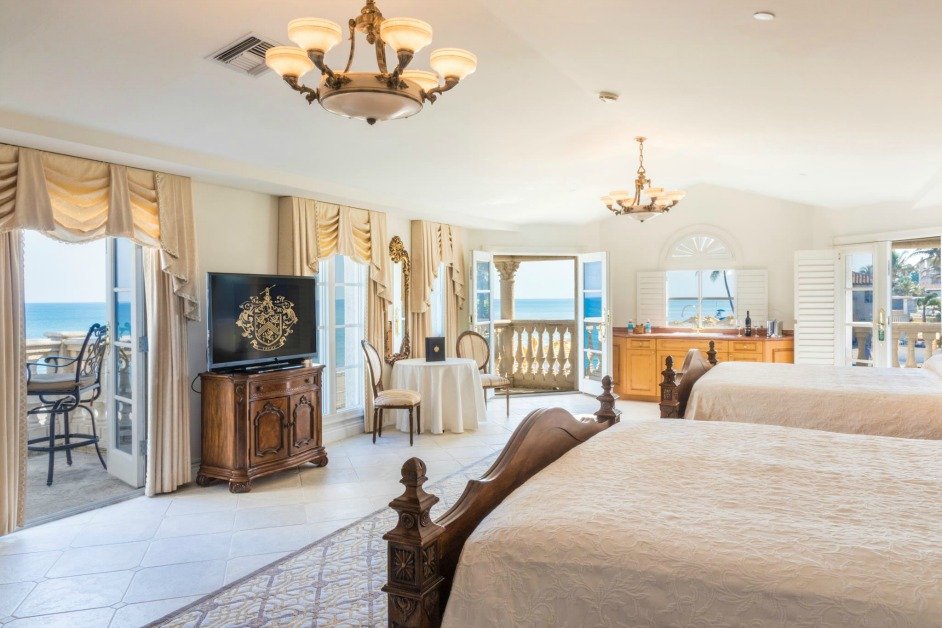 Μαρ-α-Λάγκο: Η ιστορία της πολυτελούς έπαυλης του Τραμπ με τα ολόχρυσα δωμάτια [εικόνες] | iefimerida.gr 12