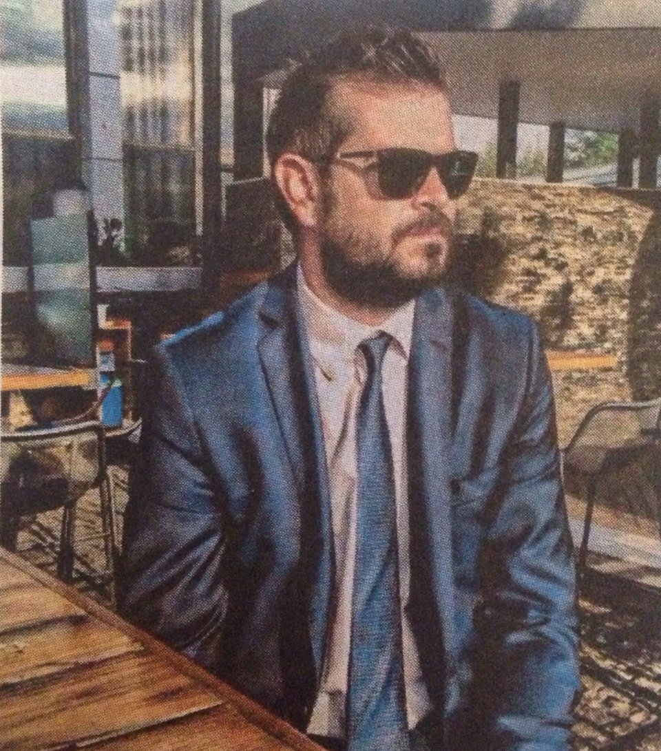 Αυτός είναι ο νέος σύντροφος της Πηνελόπης Πλάκα -Ερωτευμένοι στη Μύκονο [εικόνες] | iefimerida.gr 1