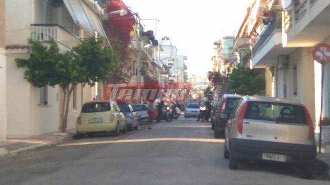  Πάτρα: Σοβαρά επεισόδια στην περιοχή των Προσφυγικών -Ανδρας έβγαλε πιστόλι [εικόνες] | iefimerida.gr 0