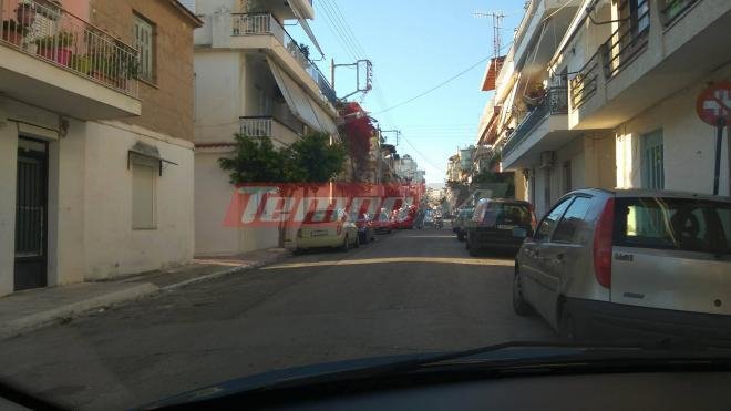  Πάτρα: Σοβαρά επεισόδια στην περιοχή των Προσφυγικών -Ανδρας έβγαλε πιστόλι [εικόνες] | iefimerida.gr 2