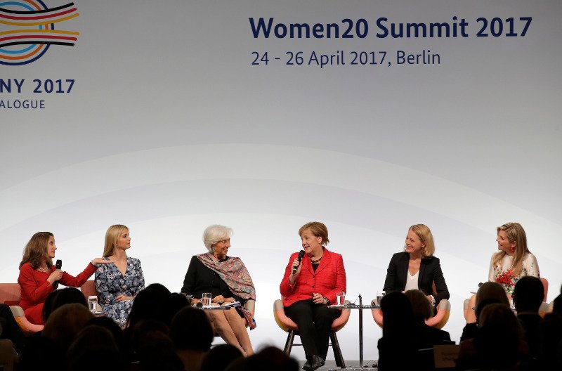 Βασίλισσα Μαξίμα -Η γαλαζοαίματη που «κόντραρε» την Ιβάνκα Τραμπ [εικόνες] | iefimerida.gr 1