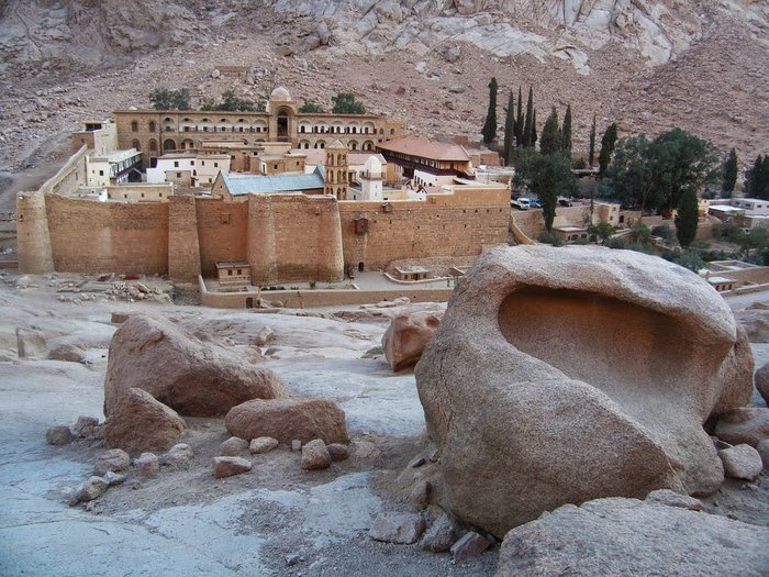 Αγία Αικατερίνη του Σινά: Η παλαιότερη χριστιανική μονή, από τα σημαντικότερα προσκυνήματα στον κόσμο [εικόνες] | iefimerida.gr 1