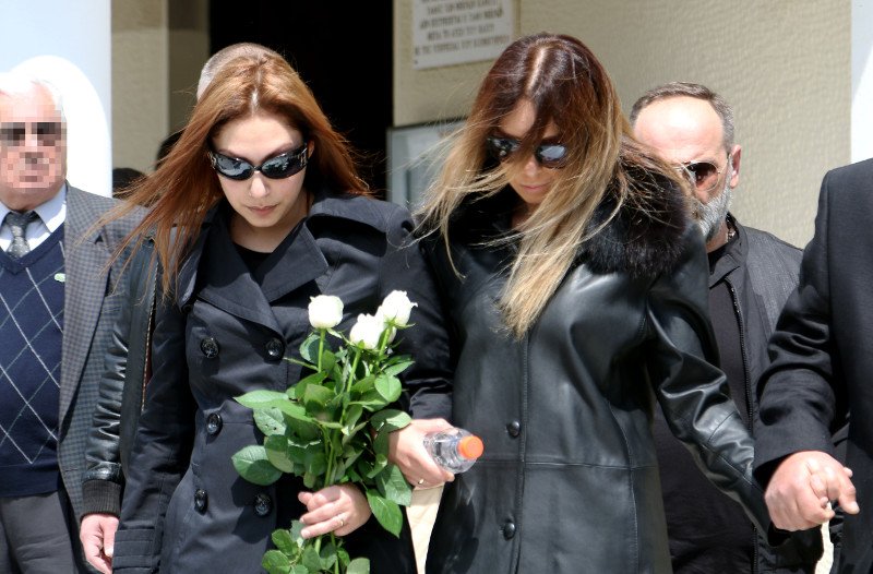 Βαθιά θλίψη στο τελευταίο αντίο στον Στάθη Ψάλτη [εικόνες] | iefimerida.gr 5