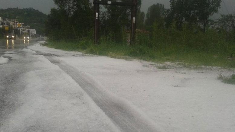 Ισχυρό χαλάζι έπληξε τα Γιάννενα [εικόνες]   | iefimerida.gr 0
