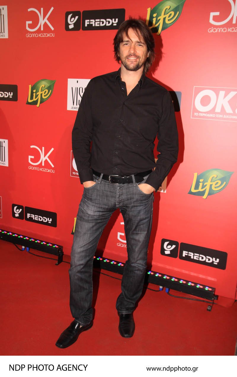 Νυφικά γνωστού Ελληνα σχεδιαστή στο σφυρί, για να ξεπληρωθούν τα χρέη του [εικόνες] | iefimerida.gr 1