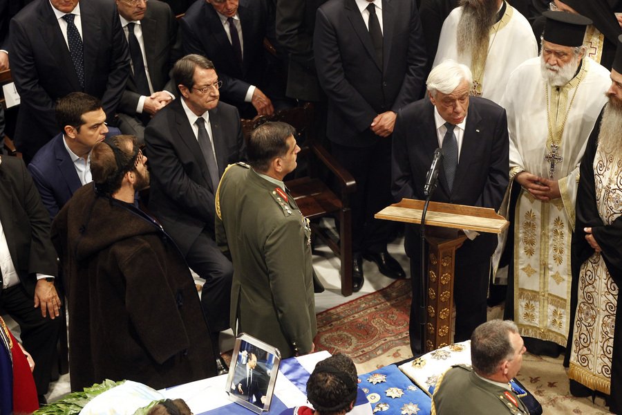 Το τελευταίο αντίο στον Κωνσταντίνο Μητσοτάκη [εικόνες] | iefimerida.gr 0