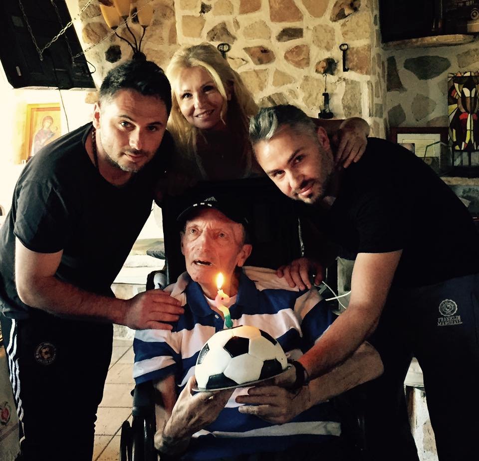 Ετσι είναι σήμερα ο 77χρονος Ευγένιος Γκέραρντ -Zει στην αγαπημένη του Κρήτη [εικόνες & βίντεο] | iefimerida.gr 0