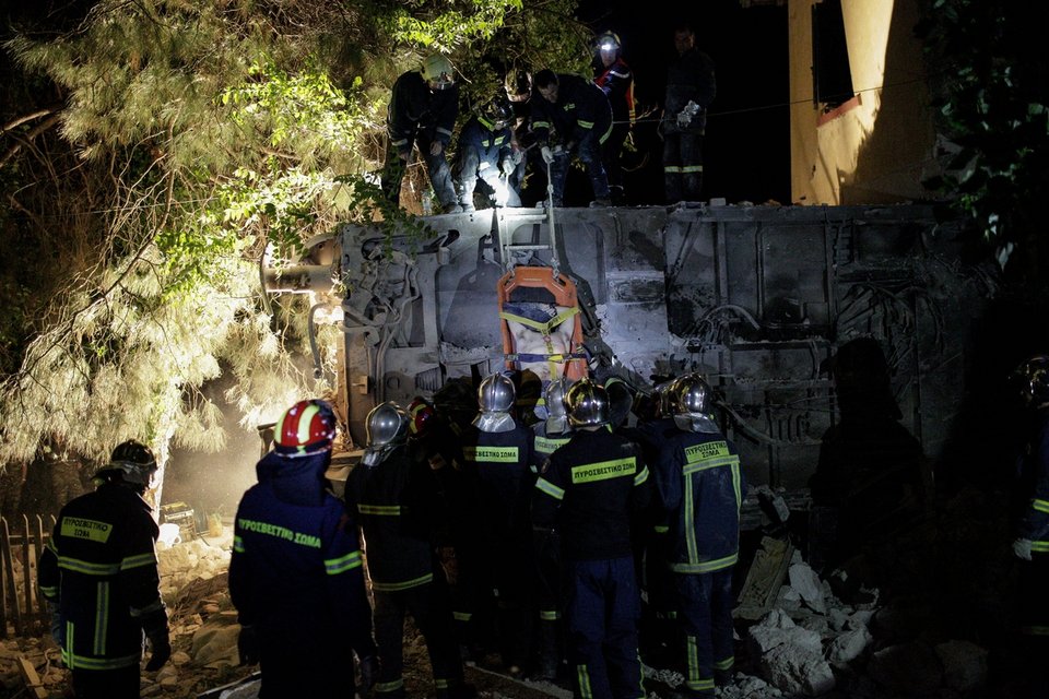 Εκτροχιασμός τρένου Intercity έξω από τη Θεσσαλονίκη -3 νεκροί, 7 τραυματίες [εικόνες] | iefimerida.gr 15